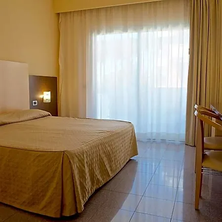 Mediterraneo Hotel 4*