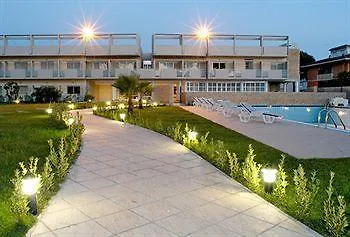 Mediterraneo 4*