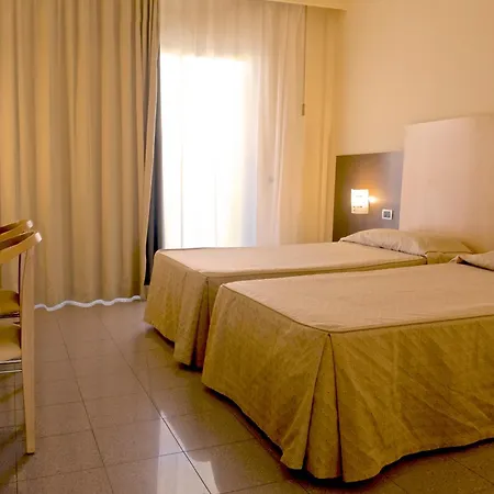 Hotel Mediterraneo 4*