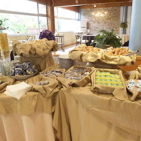Hotel Mediterraneo