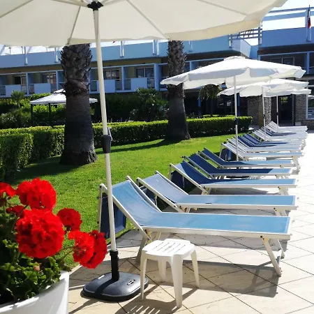 Mediterraneo Hotel 4*