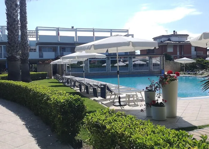 Mediterraneo Hotel 4*